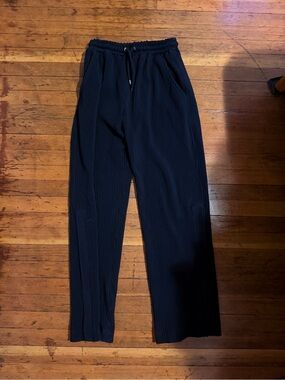 RARE Benklark Off Court pleated jogger pant